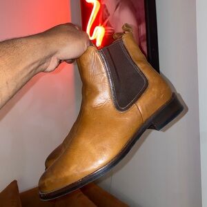 Men’s Thursday Chelsea boots size 9 1/2